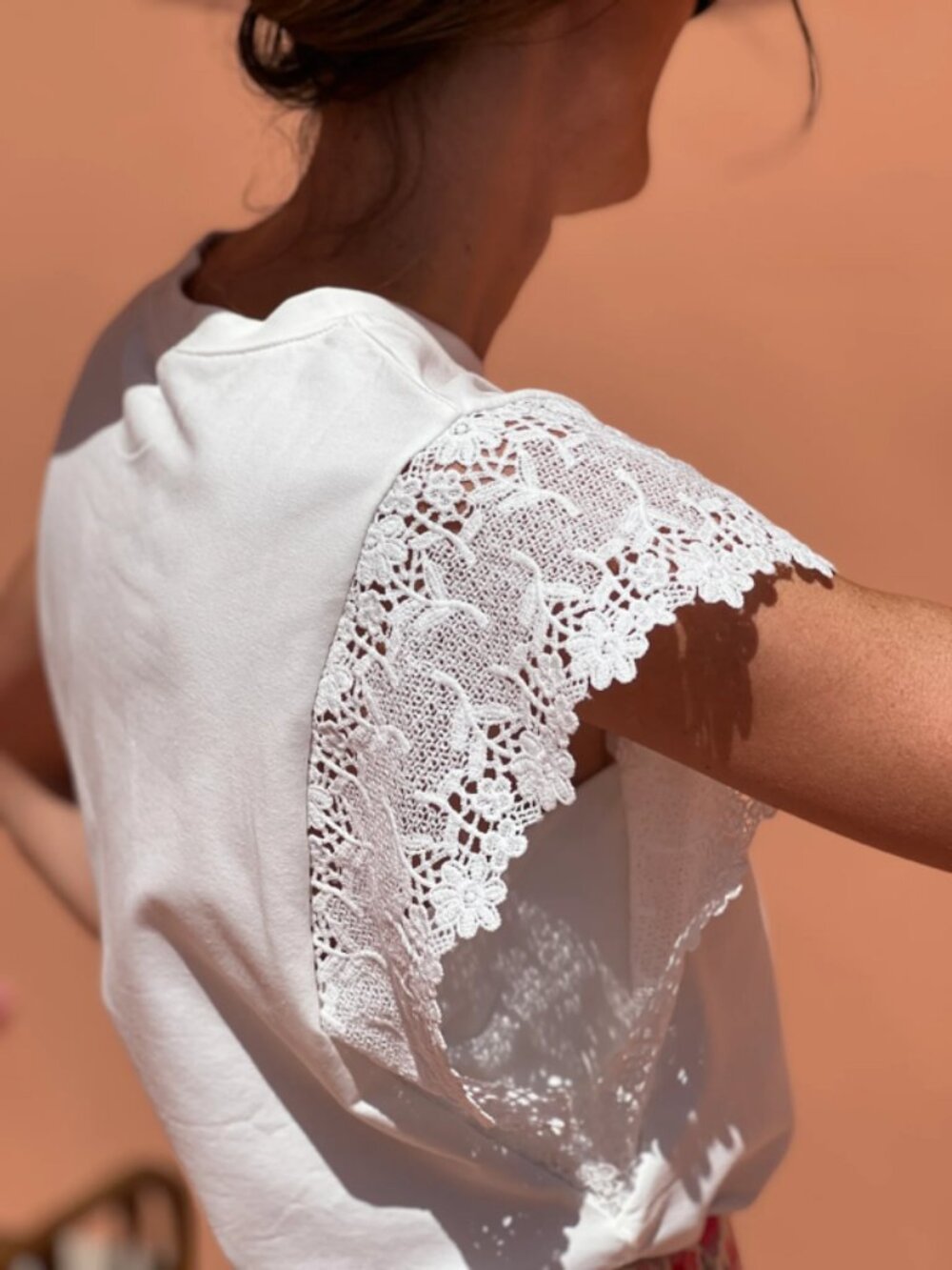 NWT French Designer Cotton T-Shirt with Lace Sleeves - Picture 2 of 7